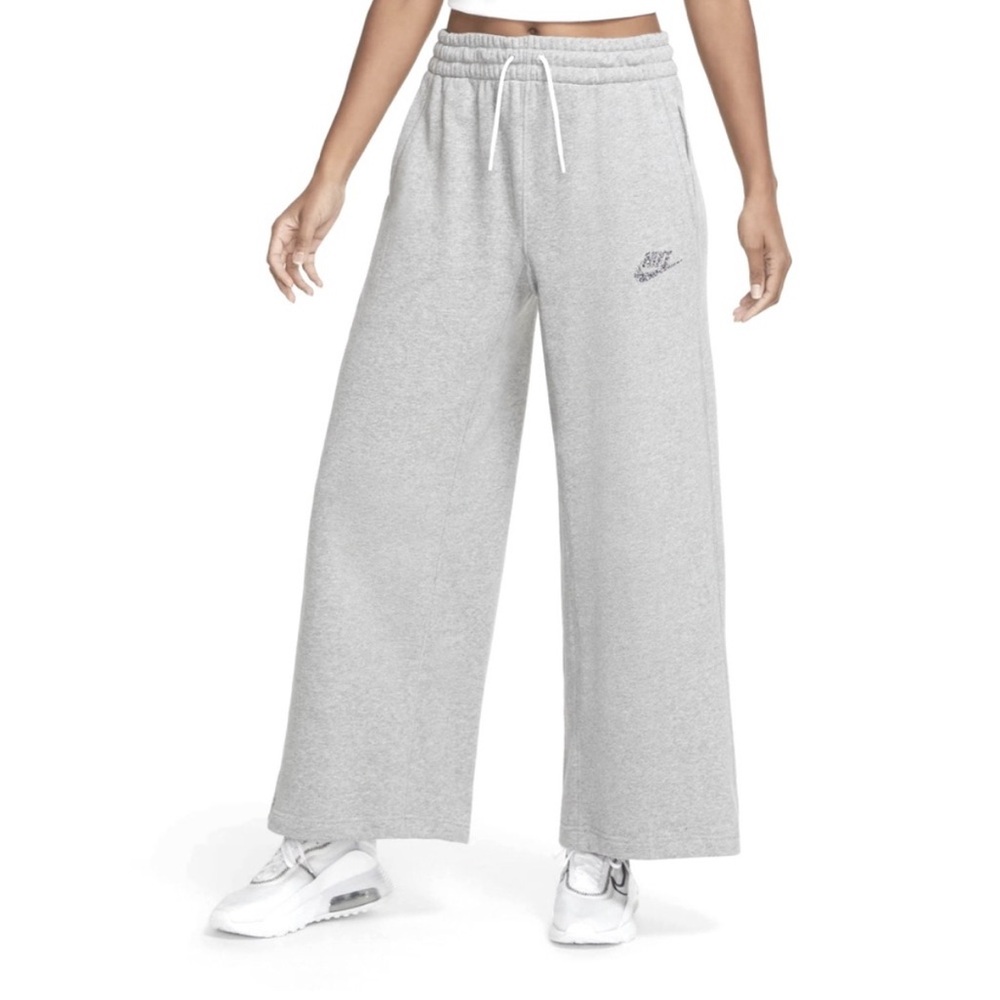Nike Women’s Gray Wide-Leg Sweatpants Size Small